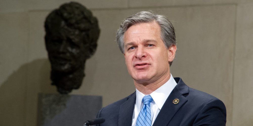 Chris Wray, director del FBI estadounidense. Foto oficial Departamento de Justicia de EE. UU.