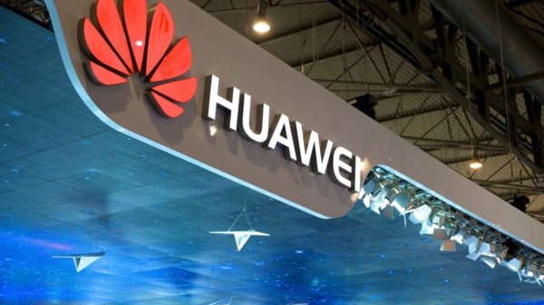 Huawei es considerado como el brazo tecnológico del Ejército de Liberación Popular. Foto Flickr.