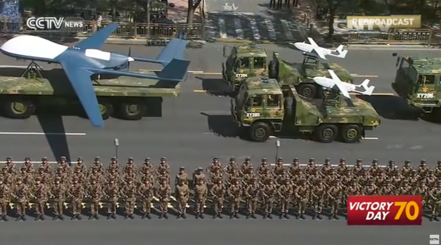 Ejército chino durante un desfile en 2015. Captura de pantalla de un vídeo de CCTV.