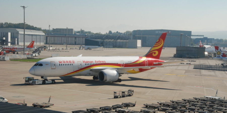 El aeronave Boing 787 de Hainan Airlines, en el Aeropuerto Internacional de Zurich. (Foto:Wikimedia/Autor: Anidaat).